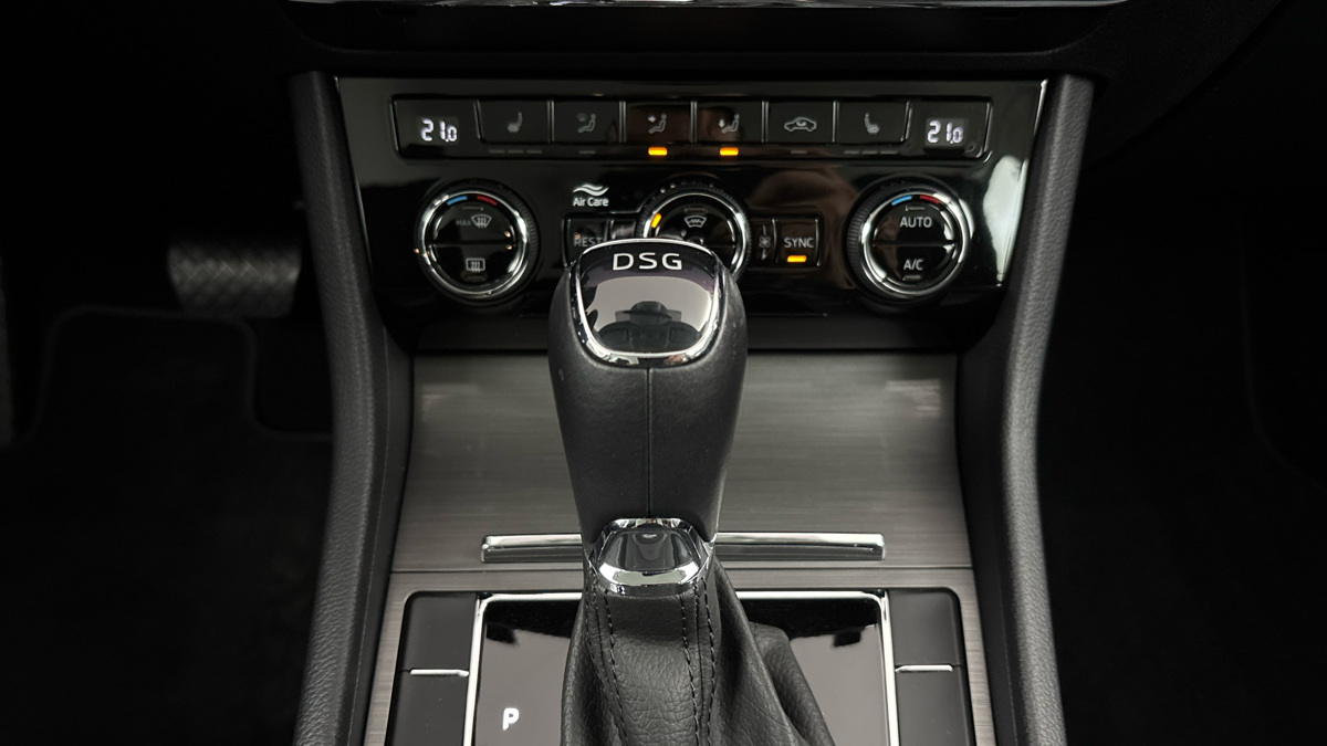 Škoda Superb - 25