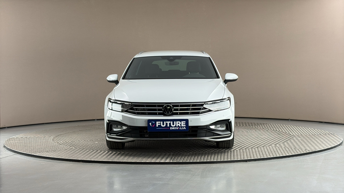 Volkswagen Passat - 3