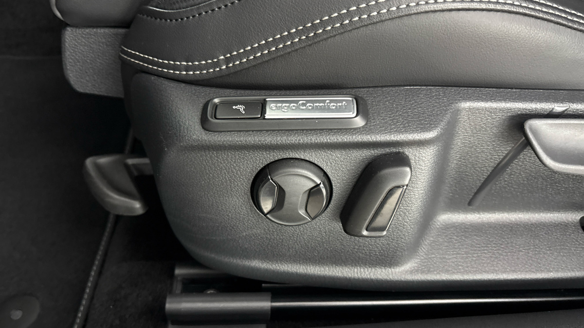 Volkswagen Passat - 21