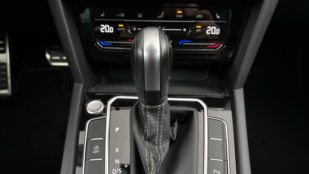 Volkswagen Passat - 24