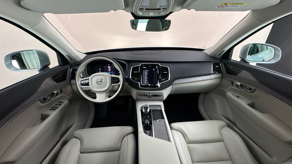 Volvo XC90 - 8
