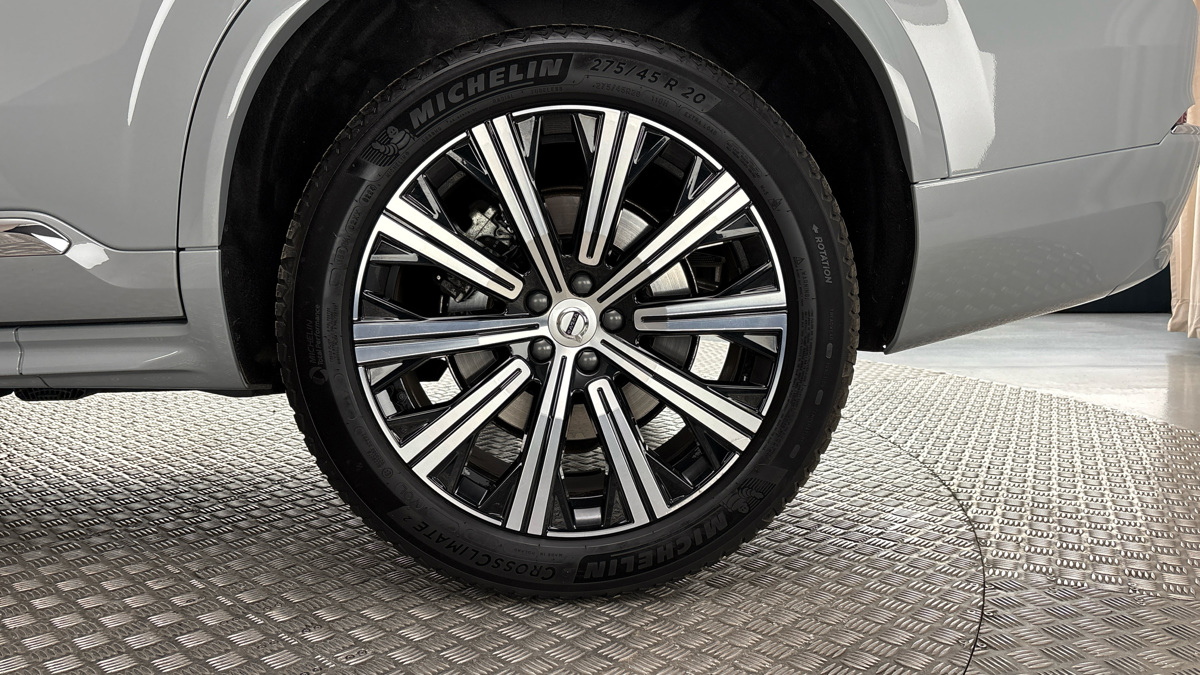 Volvo XC90 - 19