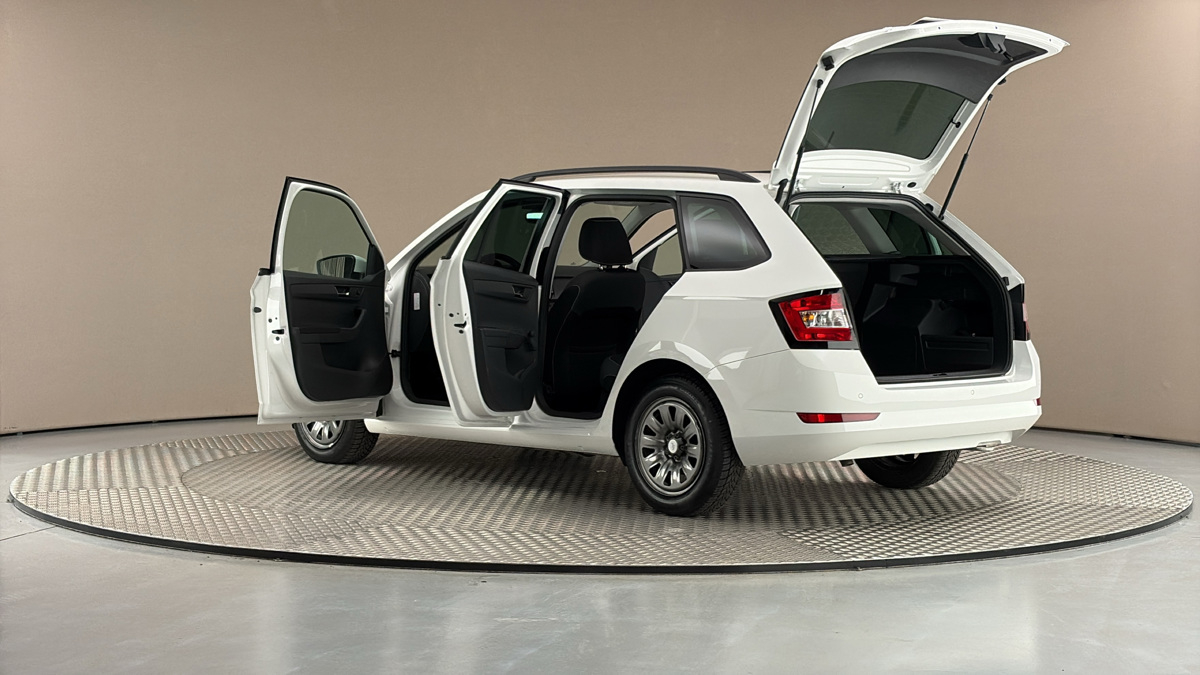 Škoda Fabia - 7