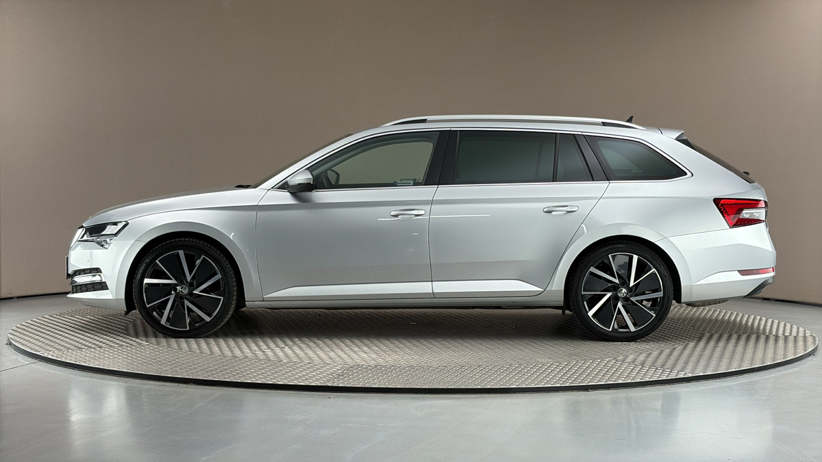 Škoda Superb - 4