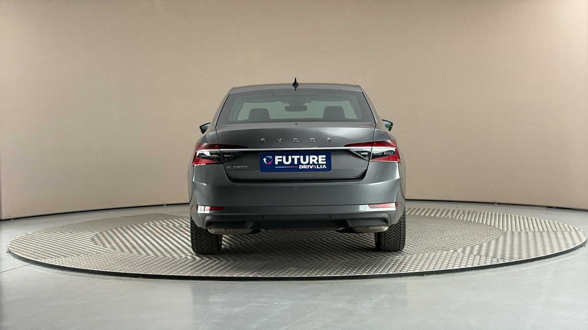 Škoda Superb - 5