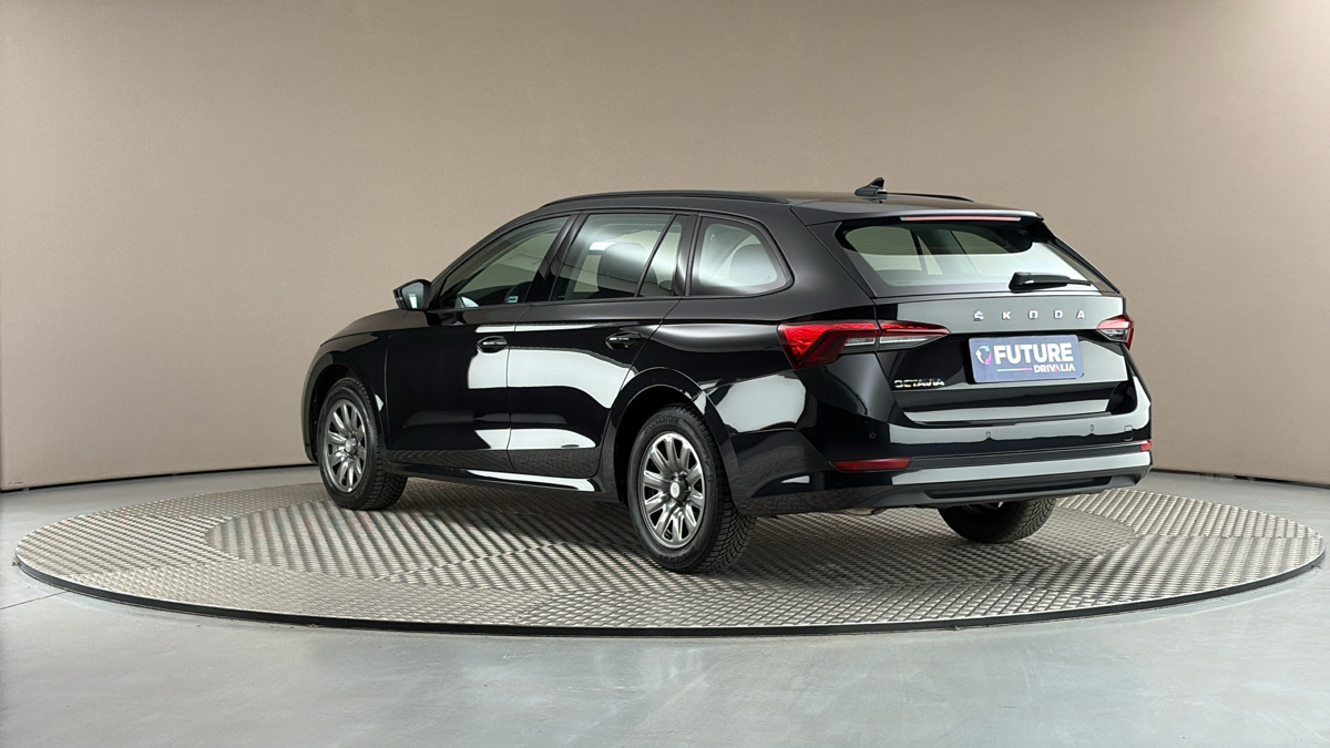 Škoda Octavia - 2