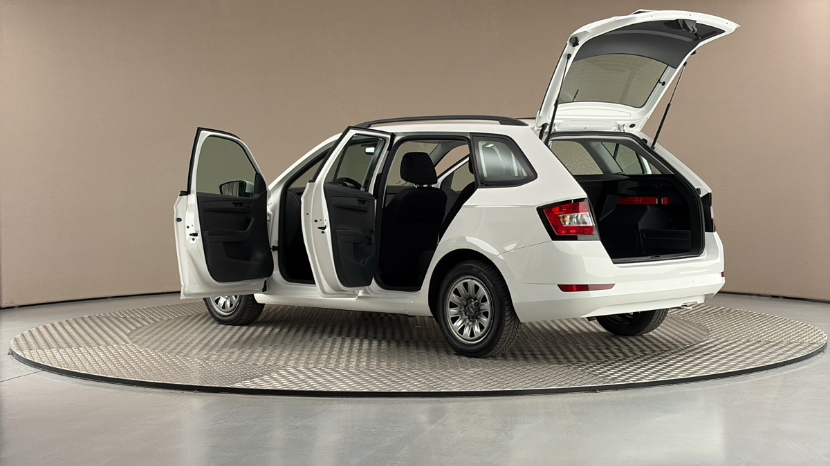 Škoda Fabia - 7
