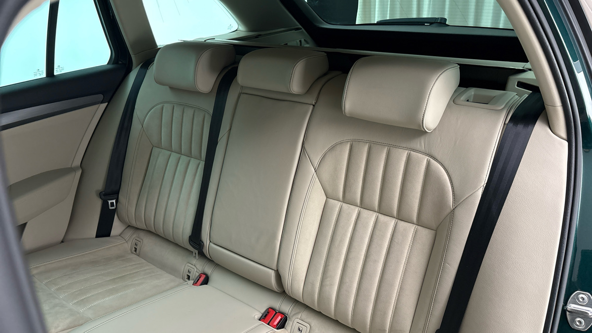 Škoda Superb - 16