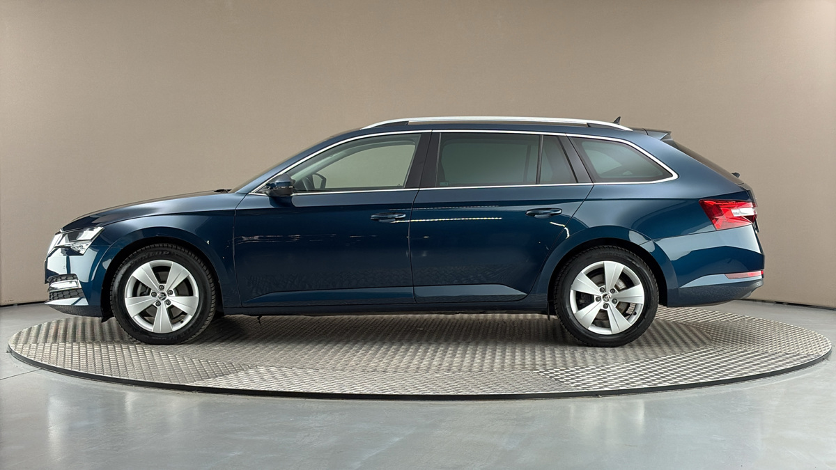 Škoda Superb - 4