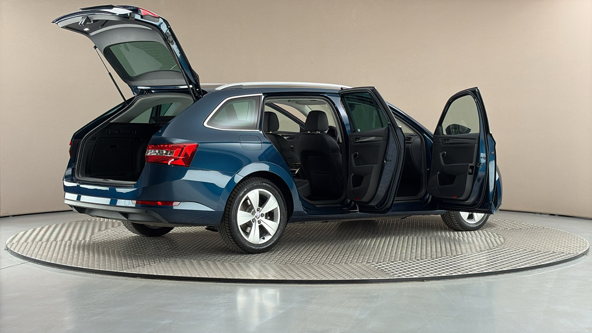 Škoda Superb - 6