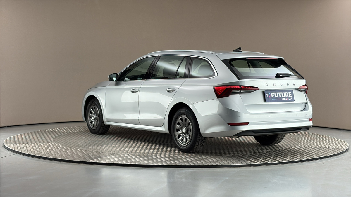 Škoda Octavia - 2