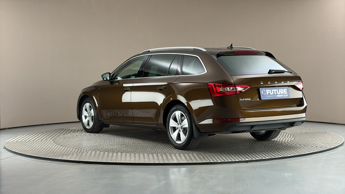 Škoda Superb - 2