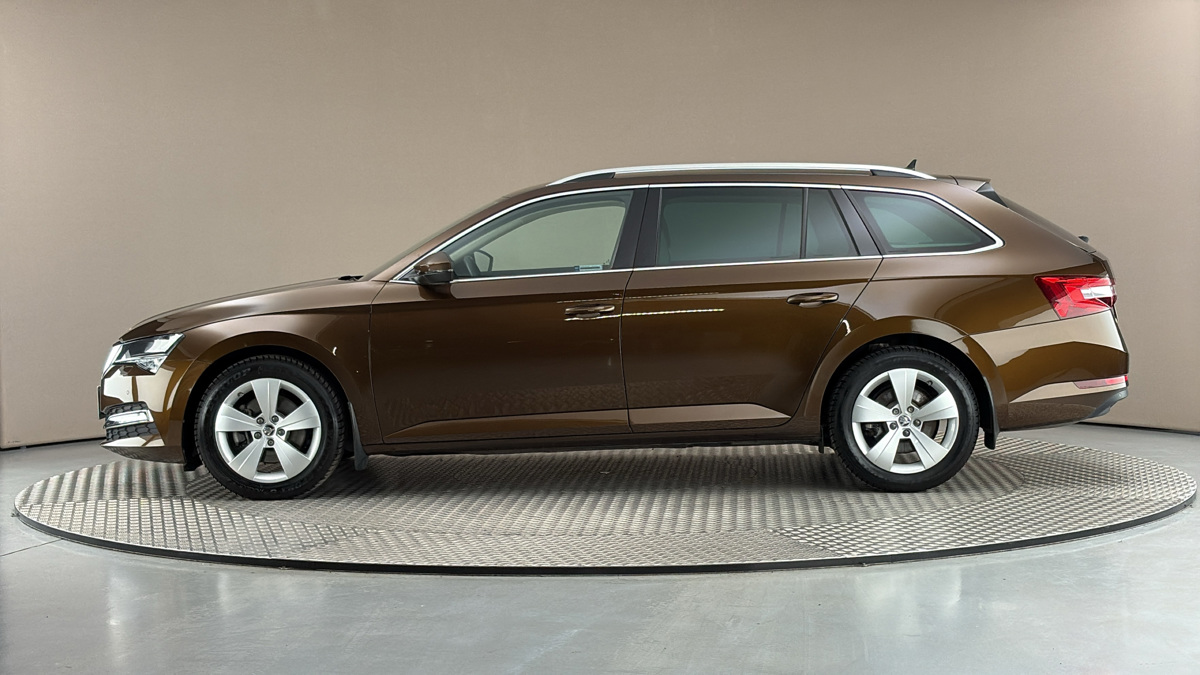 Škoda Superb - 4