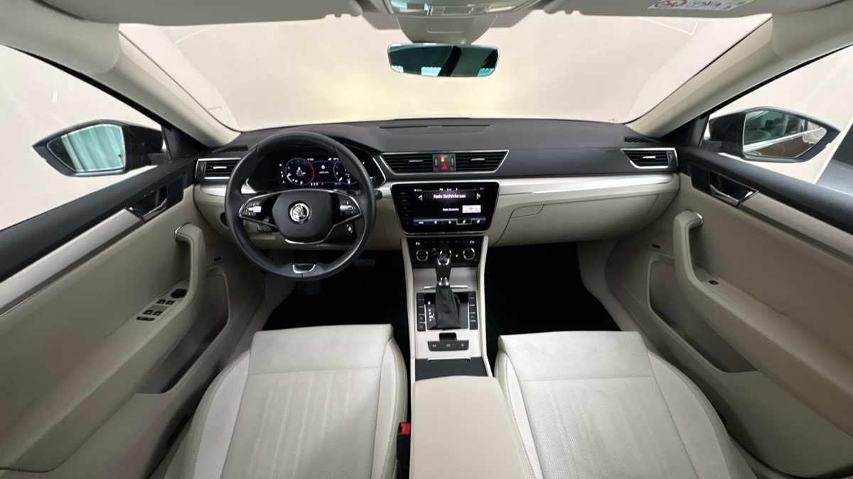 Škoda Superb - 8
