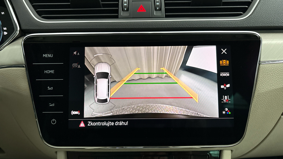 Škoda Superb - 12