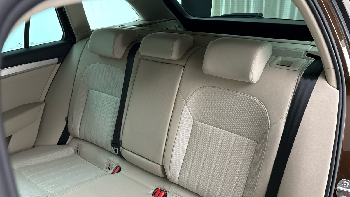 Škoda Superb - 16