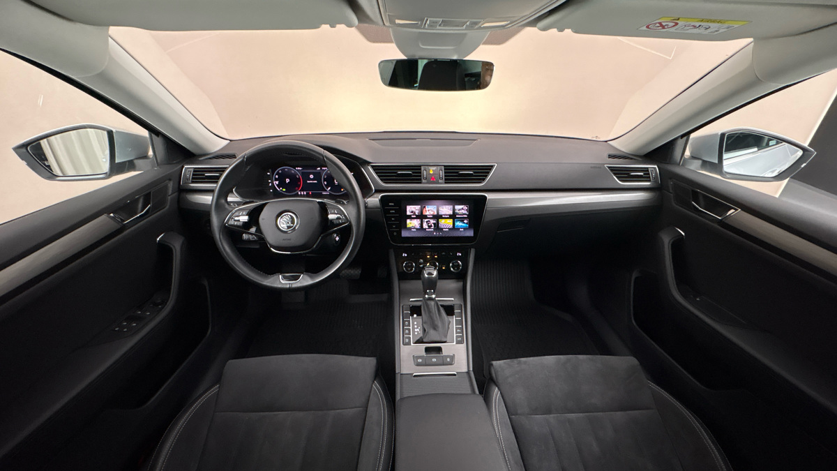 Škoda Superb - 8