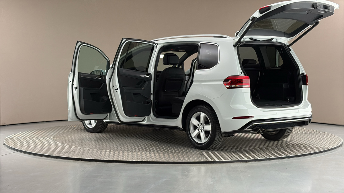 Volkswagen Touran - 7