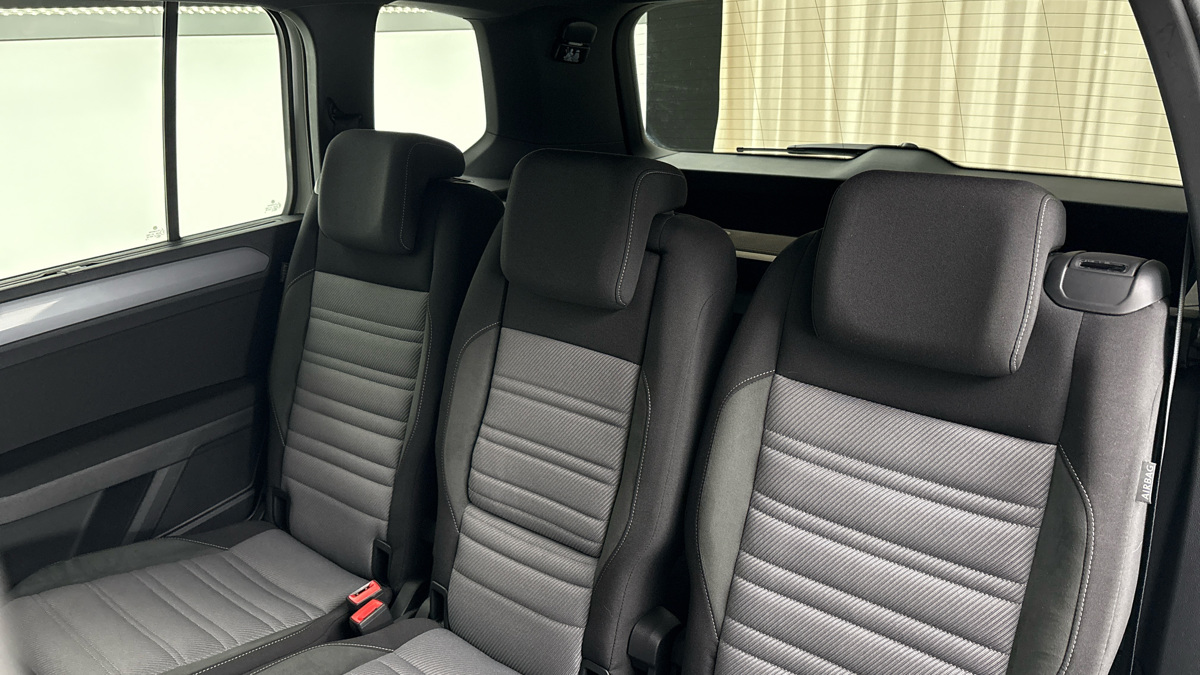 Volkswagen Touran - 16