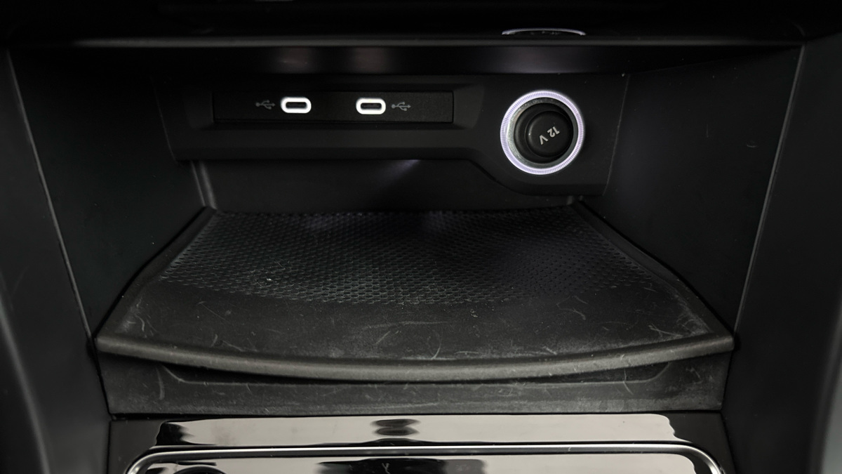 Volkswagen Touran - 23