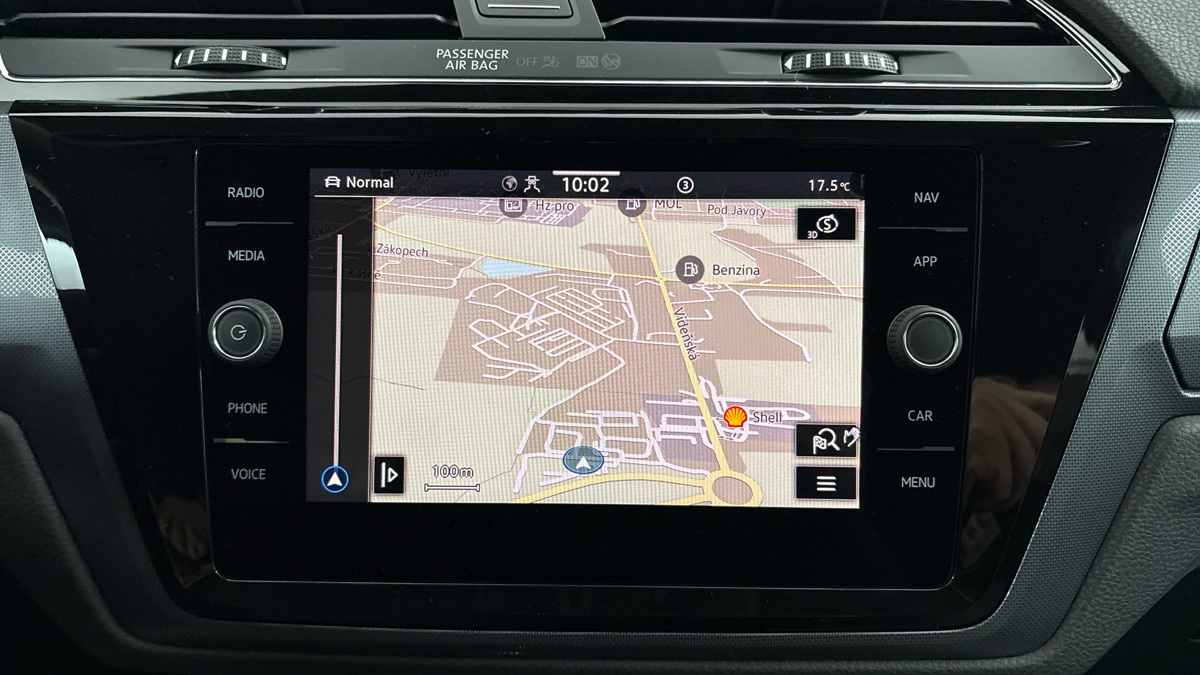 Volkswagen Touran - 26