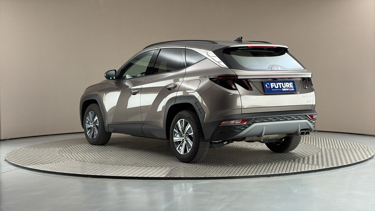 Hyundai Tucson - 2