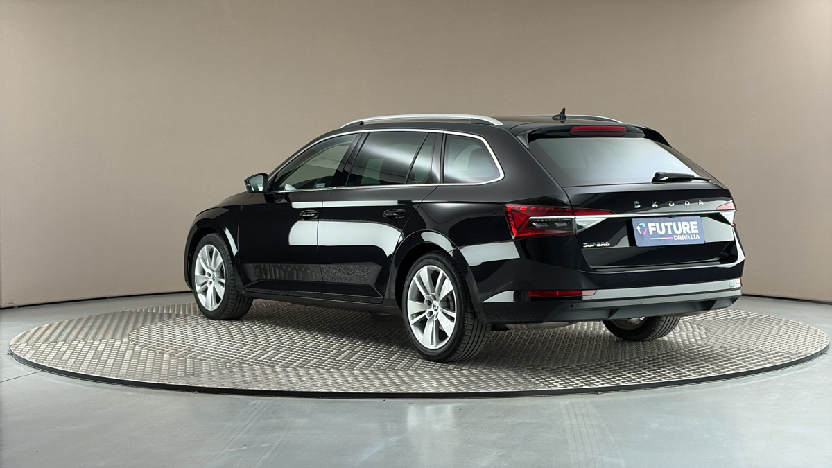 Škoda Superb - 2
