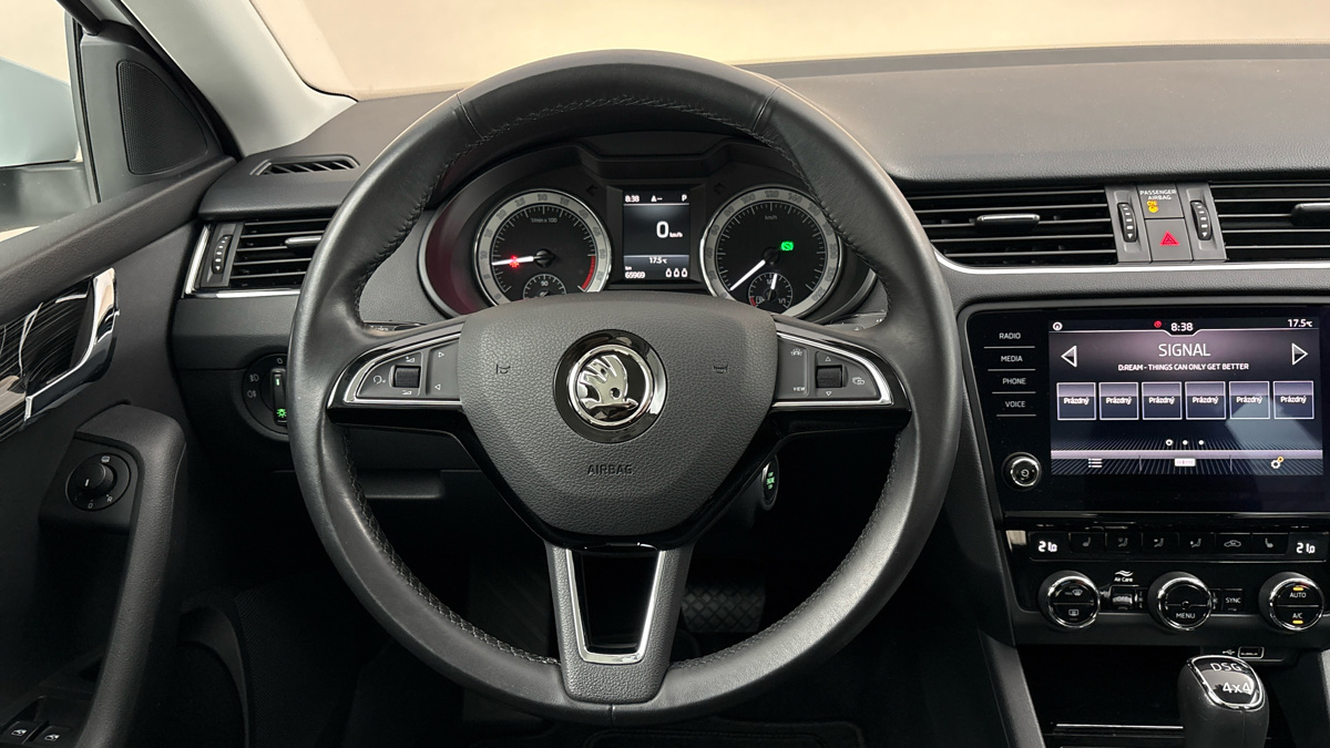 Škoda Octavia - 9