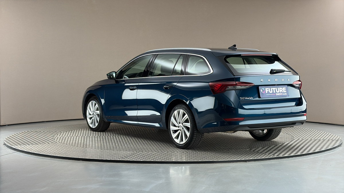 Škoda Octavia - 2
