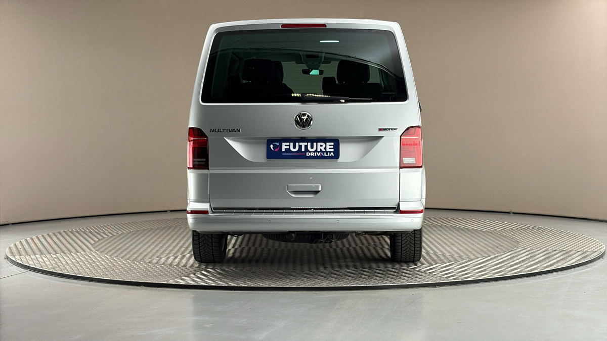 Volkswagen Multivan - 5