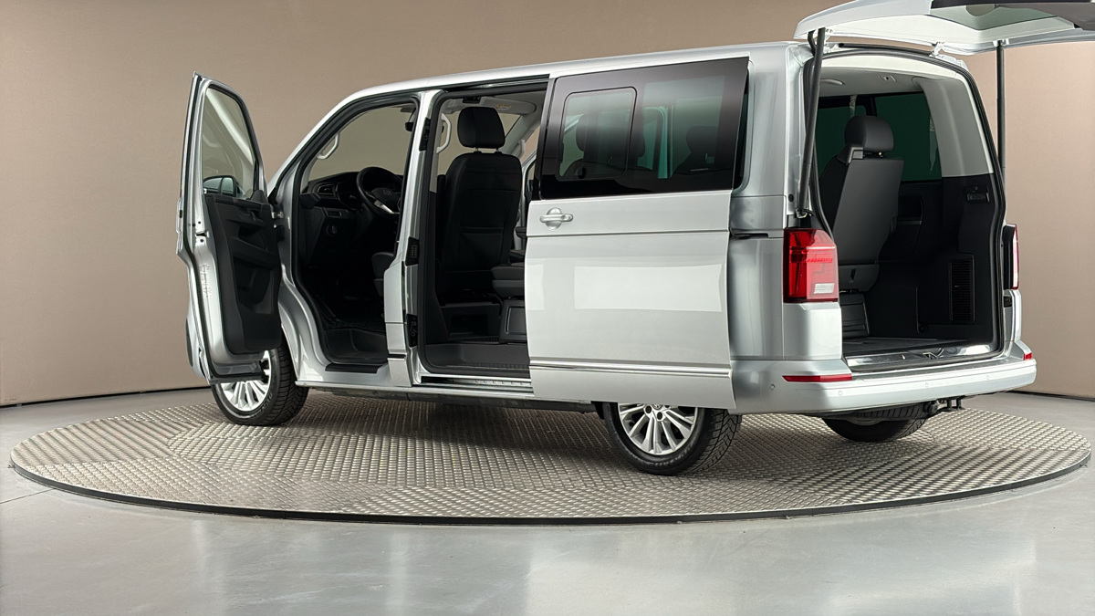 Volkswagen Multivan - 7