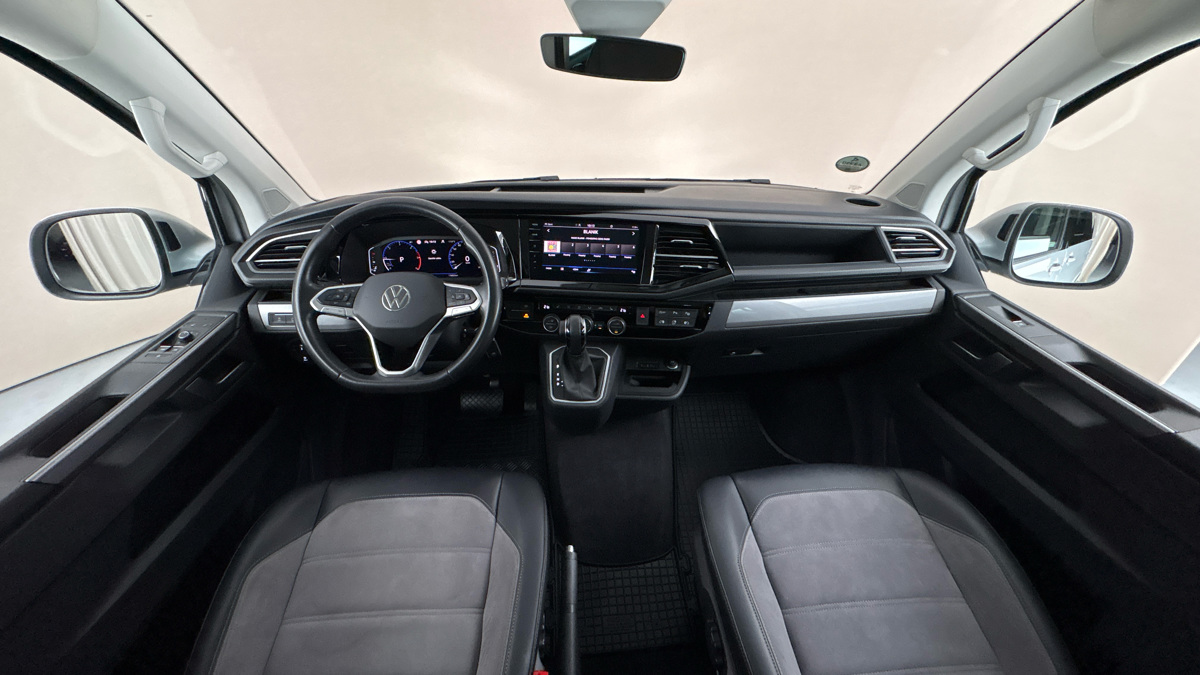 Volkswagen Multivan - 8