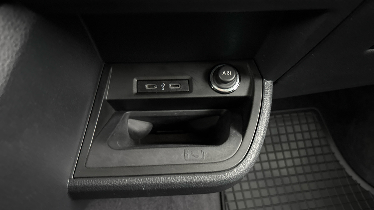 Volkswagen Multivan - 22