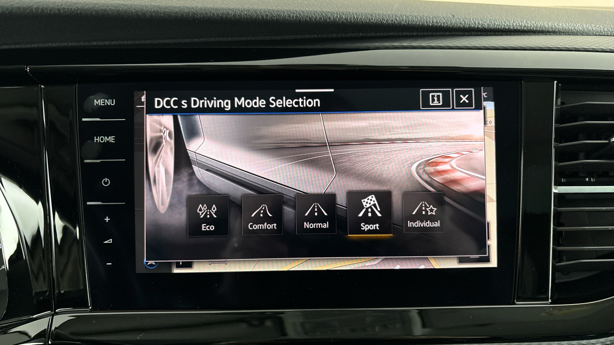 Volkswagen Multivan - 27