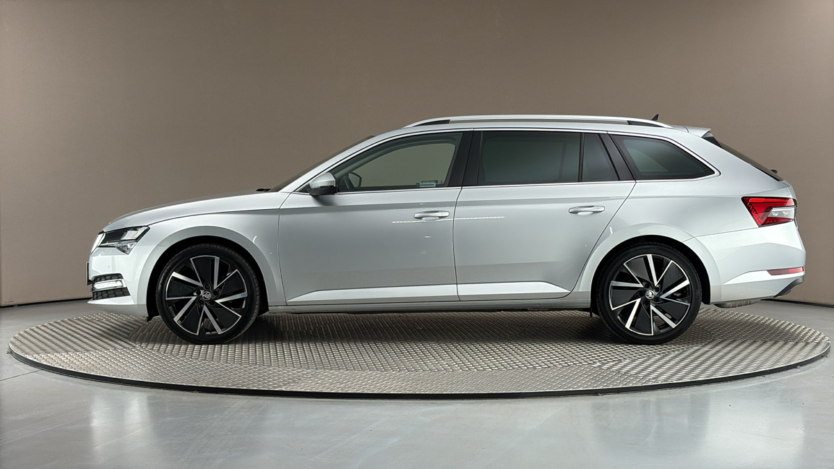 Škoda Superb - 4