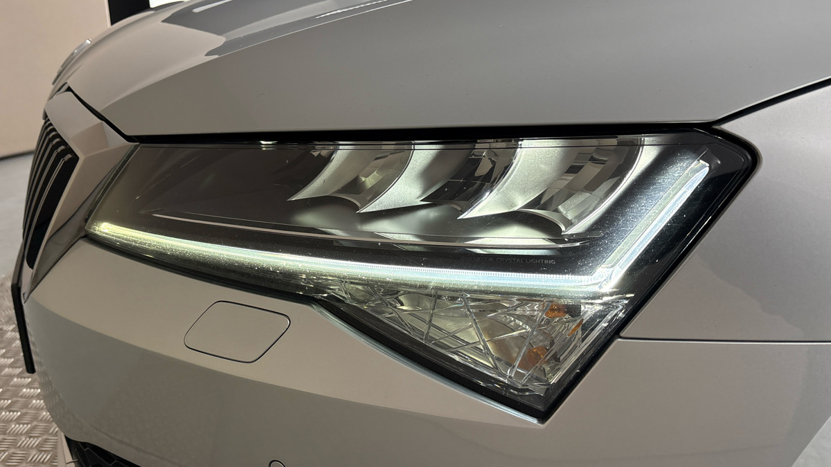 Škoda Superb - 18