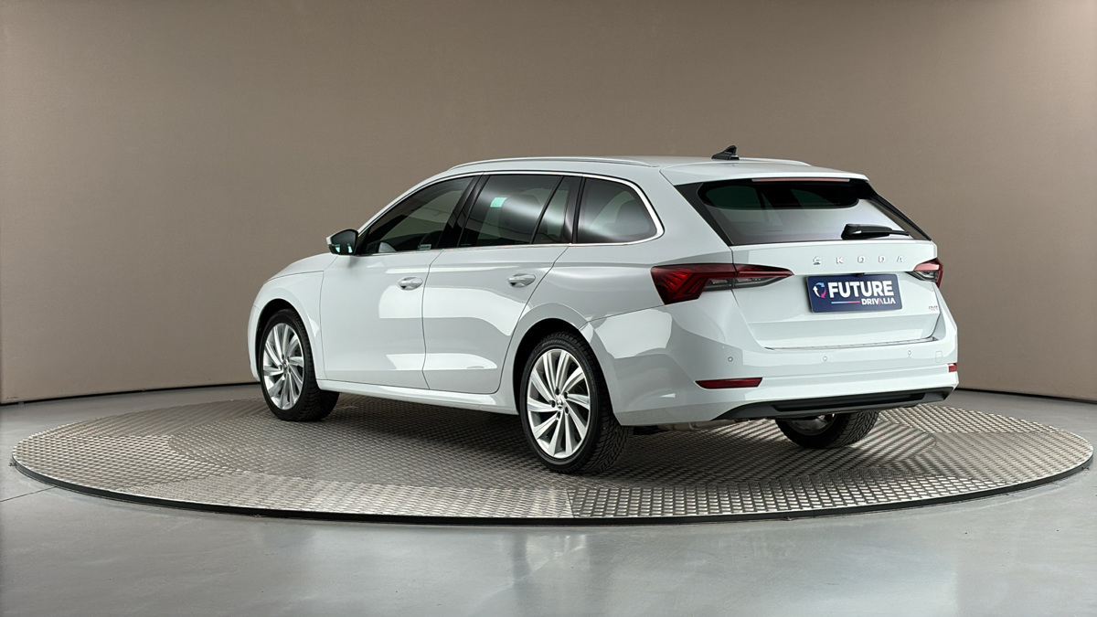 Škoda Octavia - 2