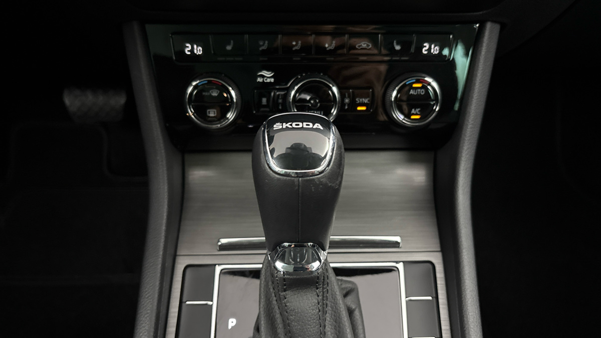 Škoda Superb - 26