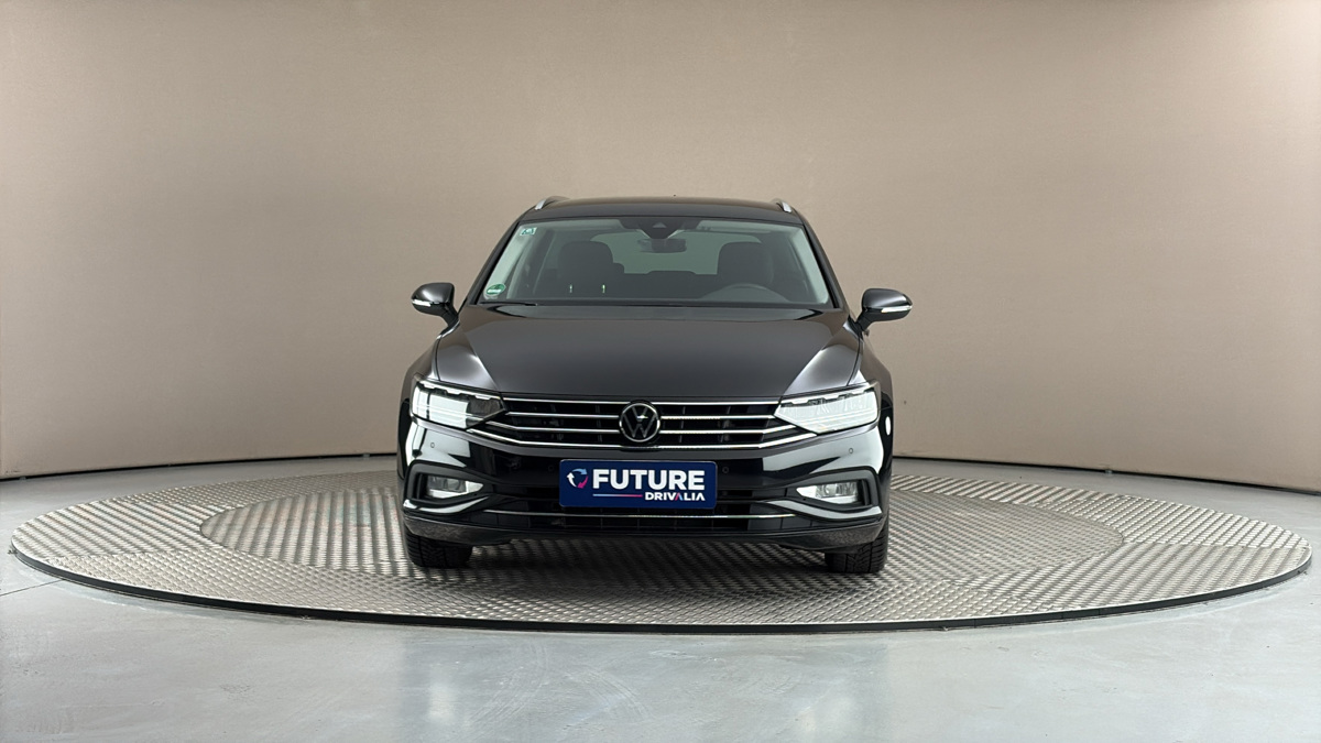 Volkswagen Passat - 3