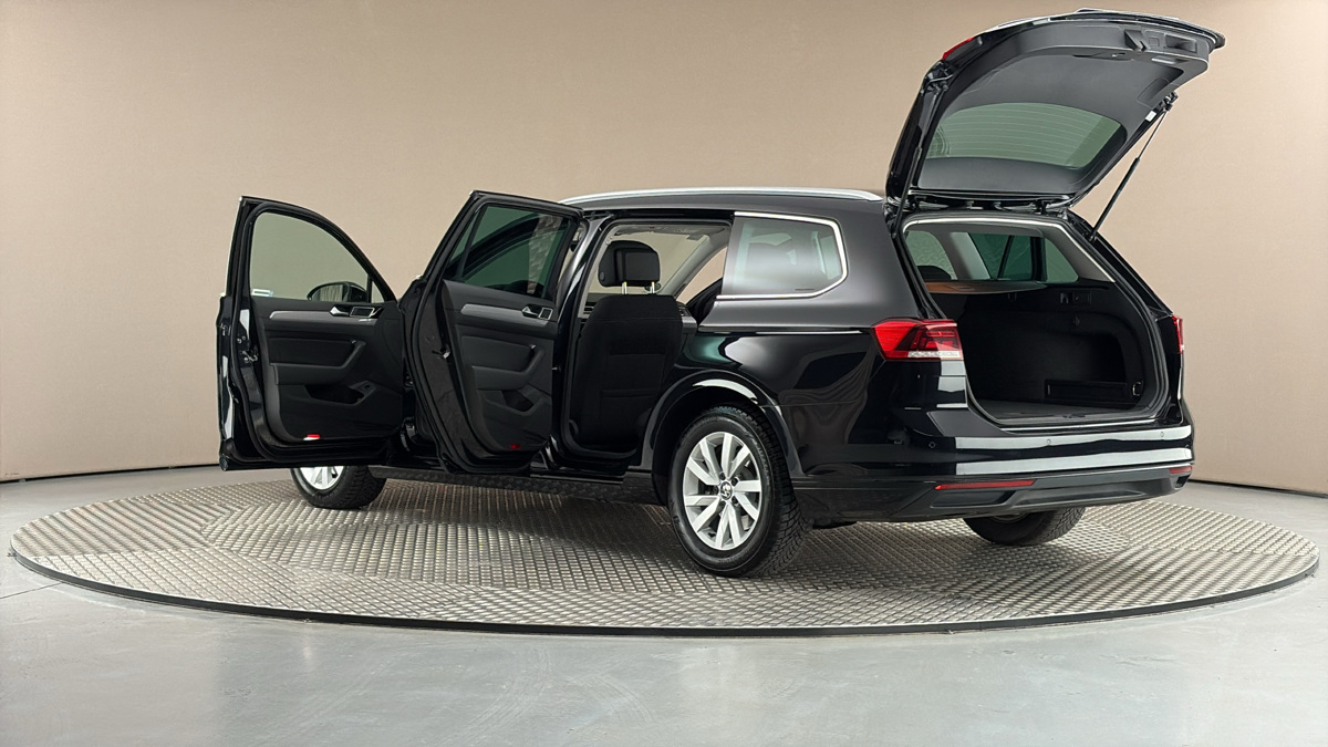 Volkswagen Passat - 7