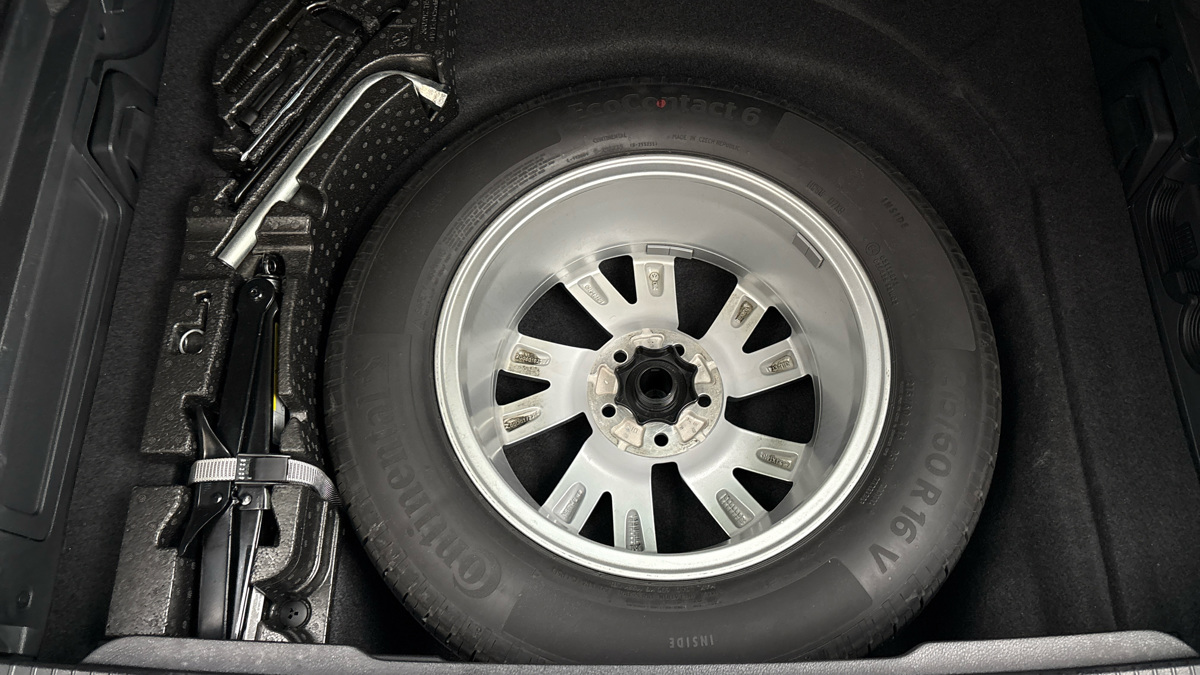 Volkswagen Passat - 20