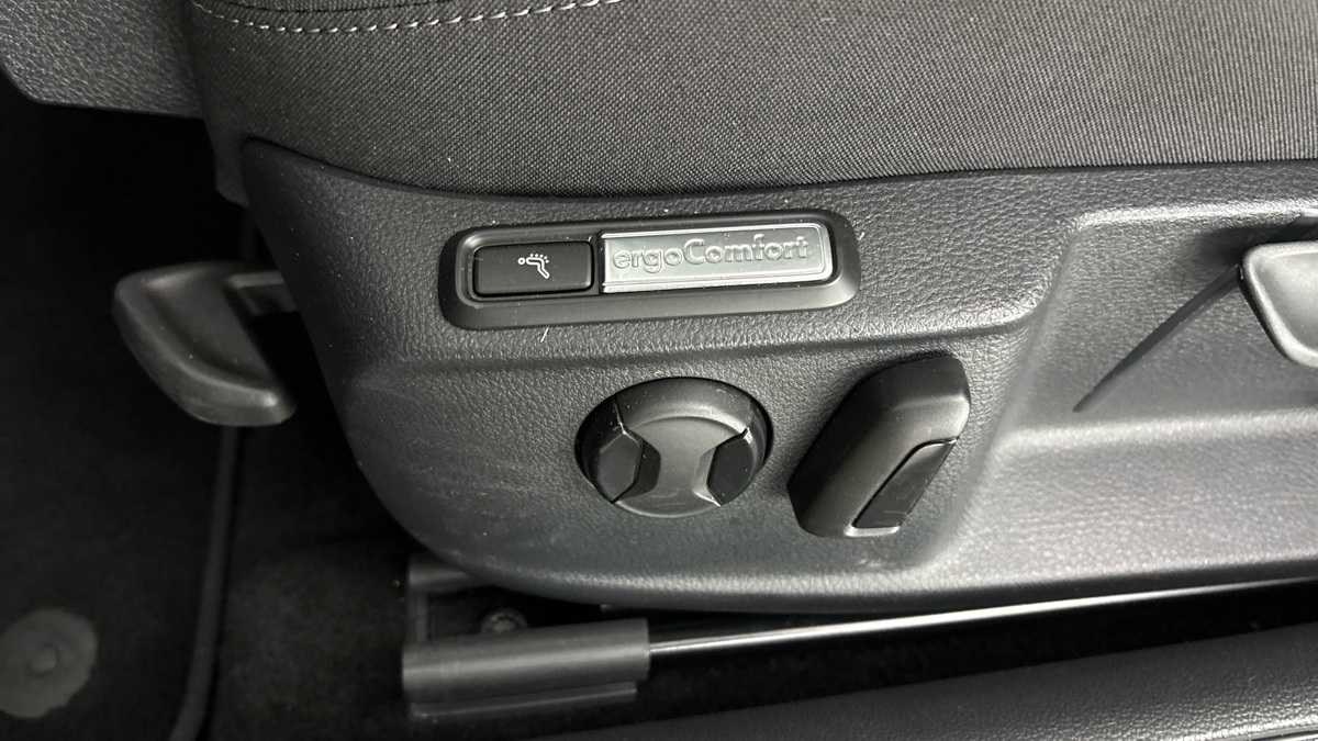 Volkswagen Passat - 21