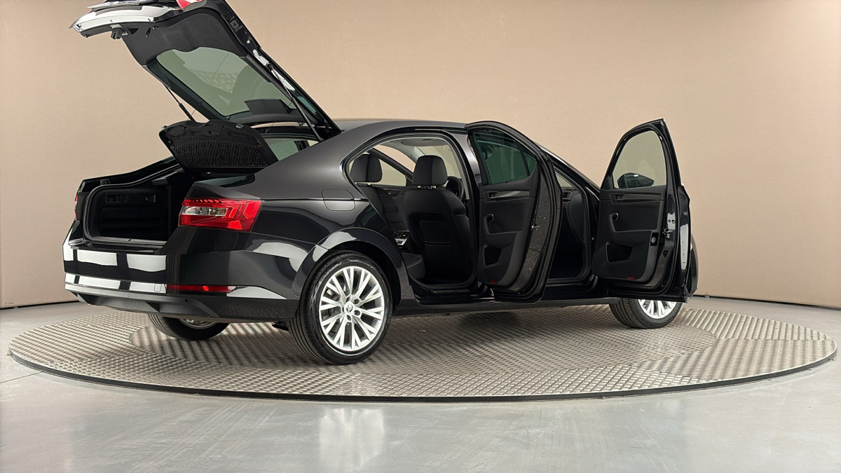 Škoda Superb - 6