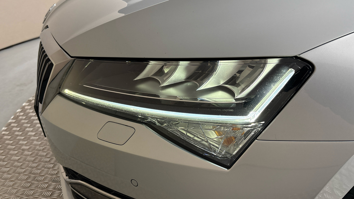 Škoda Superb - 18