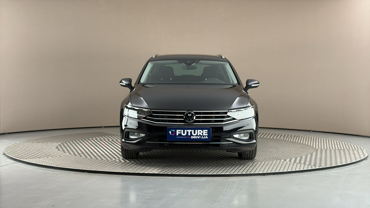 Volkswagen Passat - 3