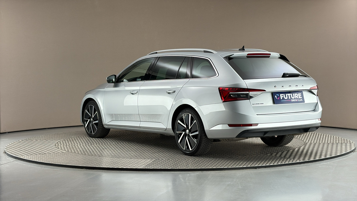 Škoda Superb - 2
