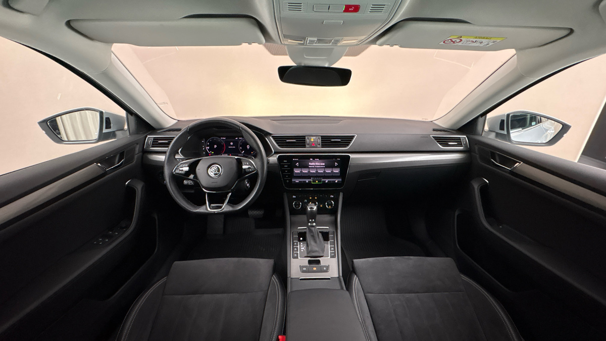 Škoda Superb - 8