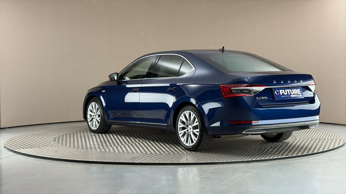 Škoda Superb - 2
