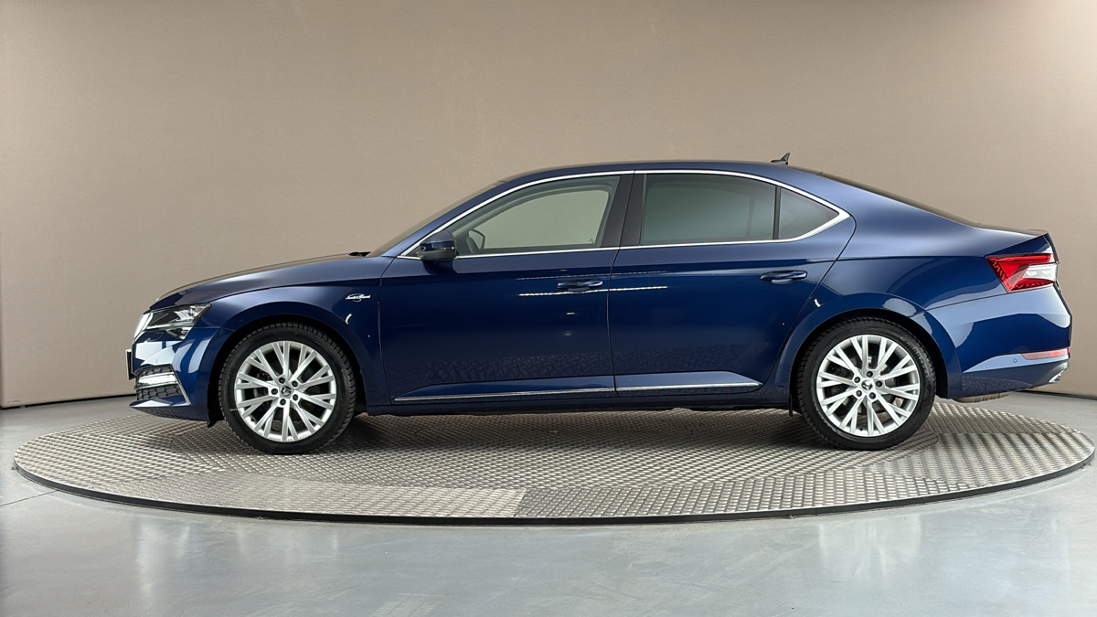 Škoda Superb - 4