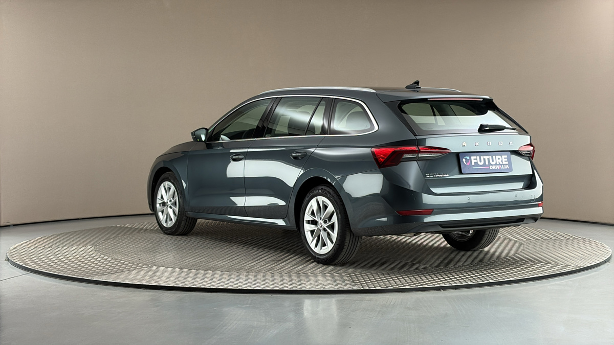 Škoda Octavia - 2